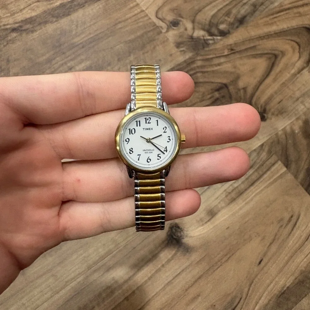 Vintage Y2K Timex Watch 90s Two Tone Women OS Silver Gold Indiglo T20451 Classic